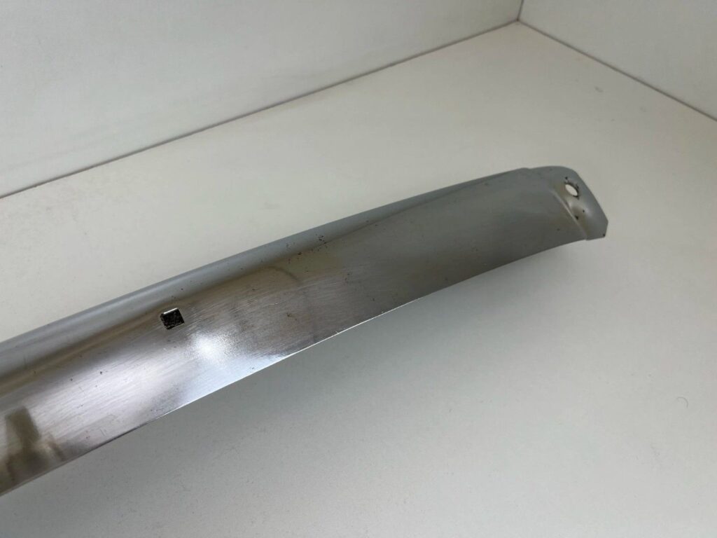 Corona RT40 OEM rear bumper bar (11)