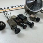 Corona RT80 RT81 Dash clusters and switches (5)