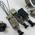 Corona RT80 RT81 Dash clusters and switches (8)