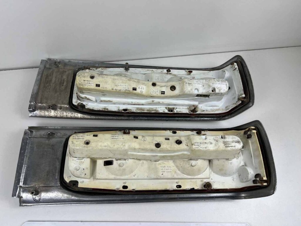 Corona RT81 Rt8# used taillights pair (1)