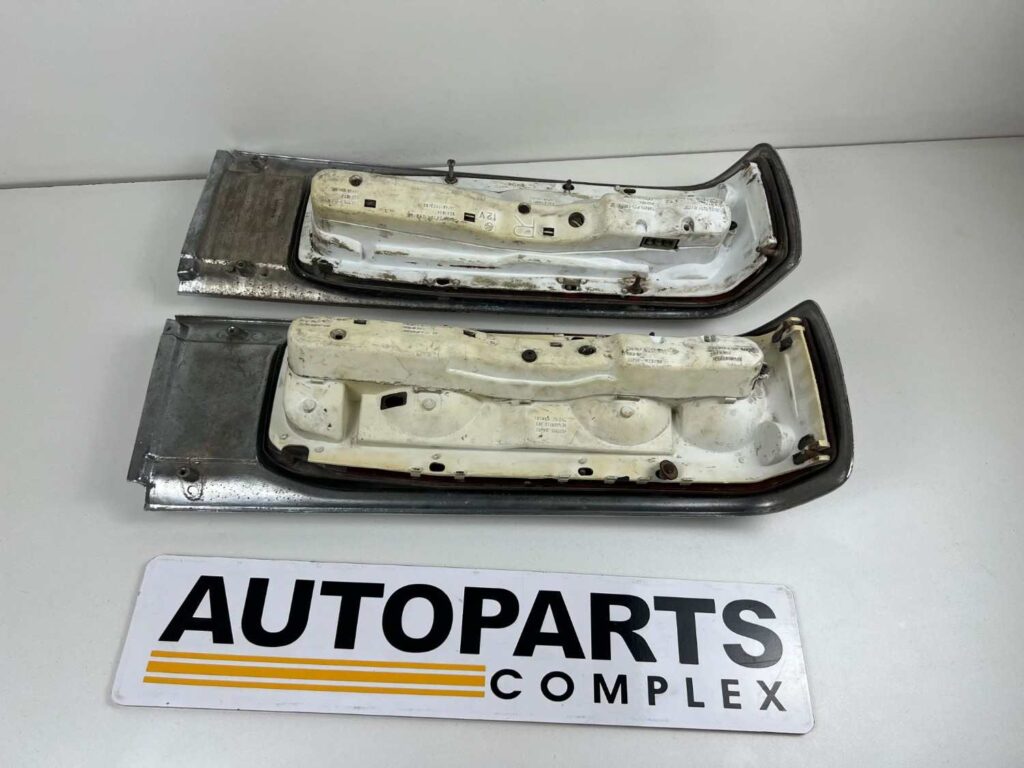 Corona RT81 Rt8# used taillights pair (15)