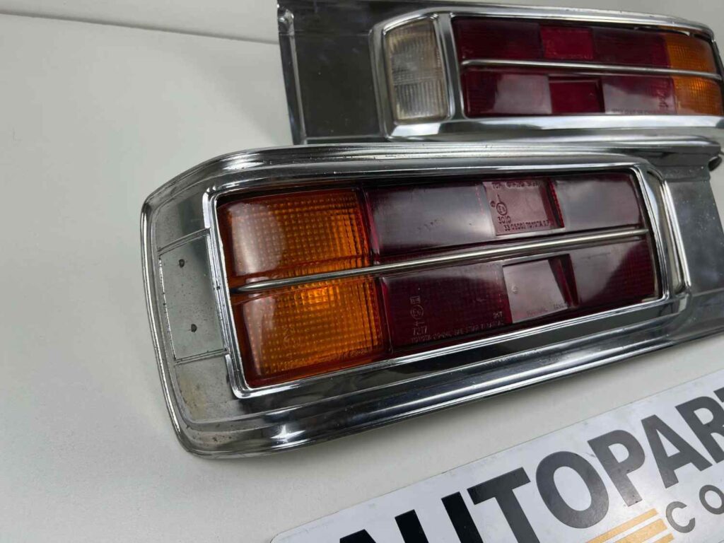 Corona RT81 Rt8# used taillights pair (8)