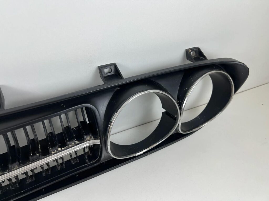 DATSUN VIOLET 160J 710 Front Radiator Grille (6)