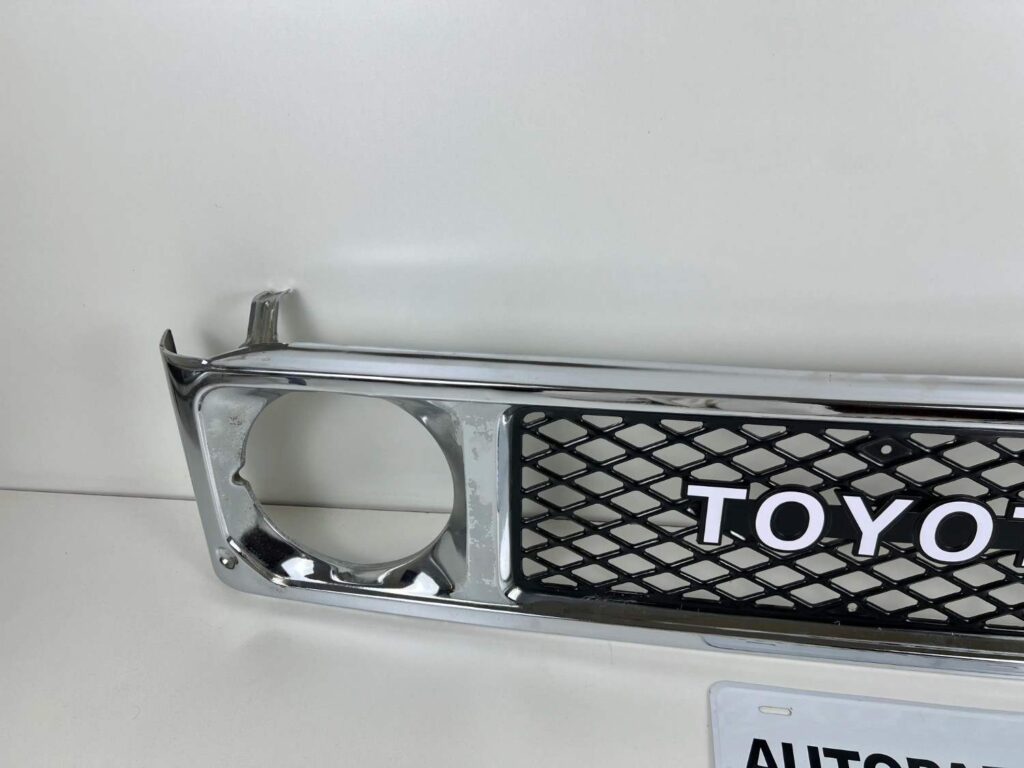 Genuine Toyota Land Cruiser 70 Series Chrome Front Grille BJ70 BJ73 HJ60 Diesel OEM 1985 - 1987 (6)