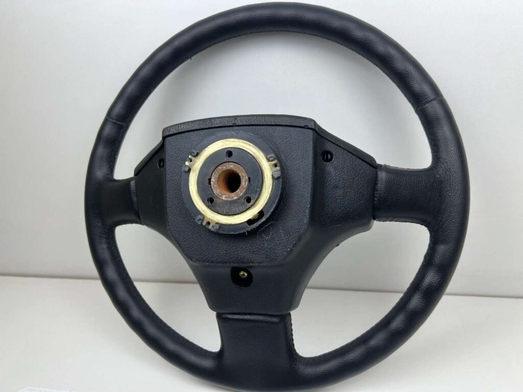 Genuine Toyota Land Cruiser 80 Series OEM 3-Spoke Black Steering Wheel (FJ80 FZJ80 HZJ81) (1)