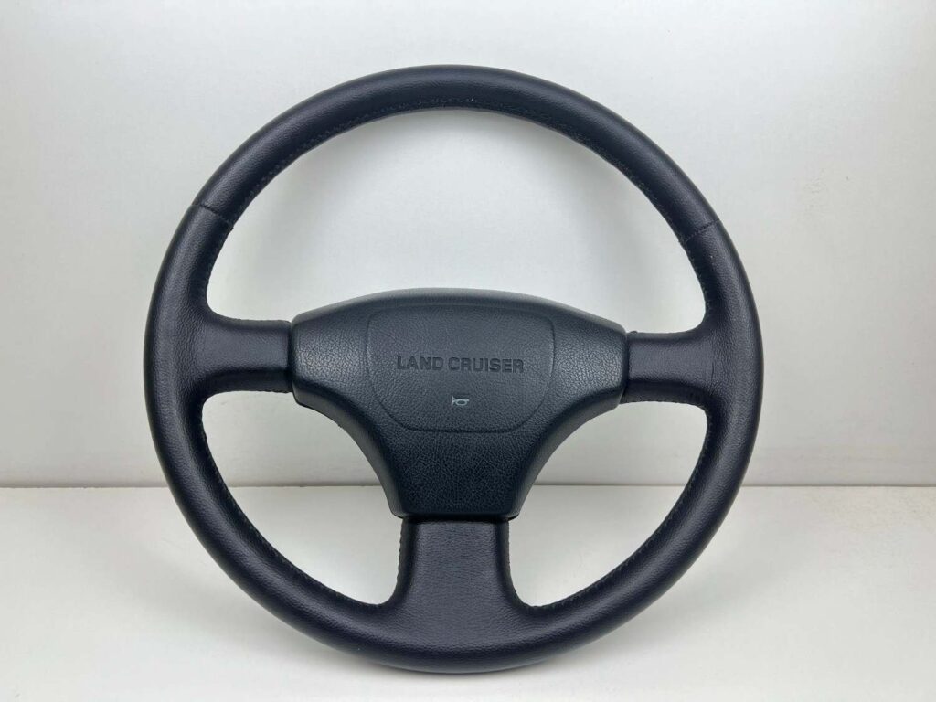 Genuine Toyota Land Cruiser 80 Series OEM 3-Spoke Black Steering Wheel (FJ80 FZJ80 HZJ81) (7)