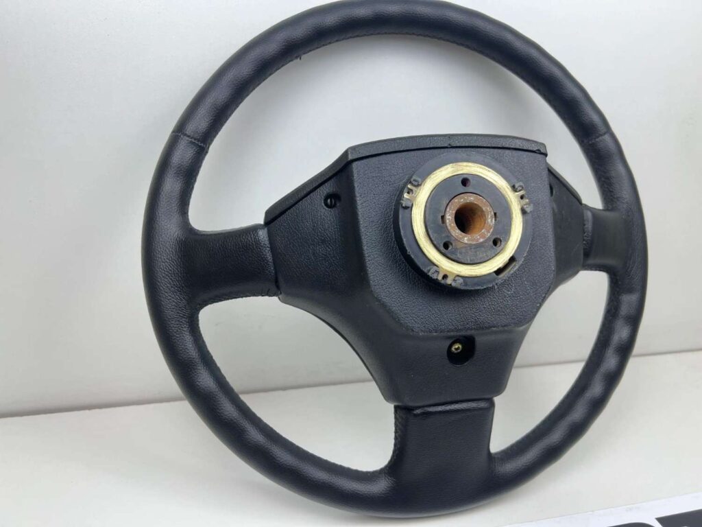 Genuine Toyota Land Cruiser 80 Series OEM 3-Spoke Black Steering Wheel (FJ80 FZJ80 HZJ81) (9)