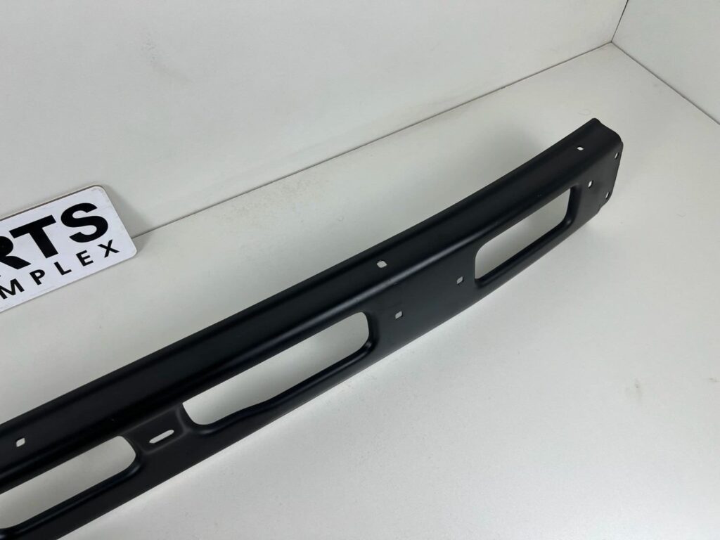 Hilux pickup 1981 1982 1983 4WD OEM front bumper bar (7)