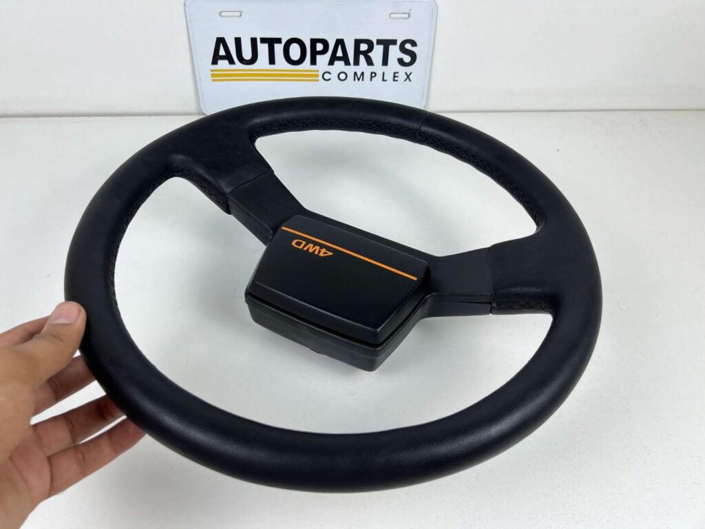 Hilux pickup 4runner 1st gen 1984 - 1988 4wd JDM steering wheel (6)