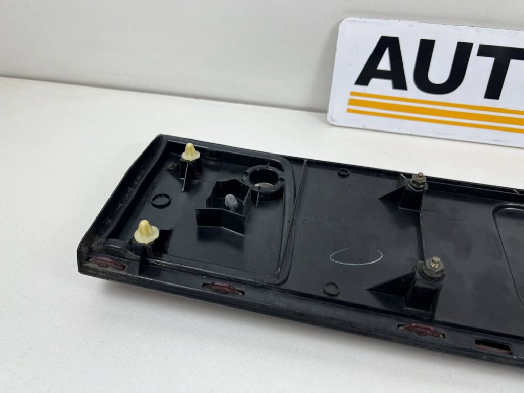 OEM Toyota Corolla AE100 AE101 Rear Trunk Lid Garnish Panel (1993–1997) – Mint Condition (14)