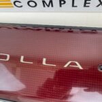 OEM Toyota Corolla AE100 AE101 Rear Trunk Lid Garnish Panel (1993–1997) – Mint Condition (4)
