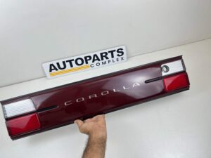 OEM Toyota Corolla AE100 AE101 Rear Trunk Lid Garnish Panel (1993–1997) – Mint Condition (5)