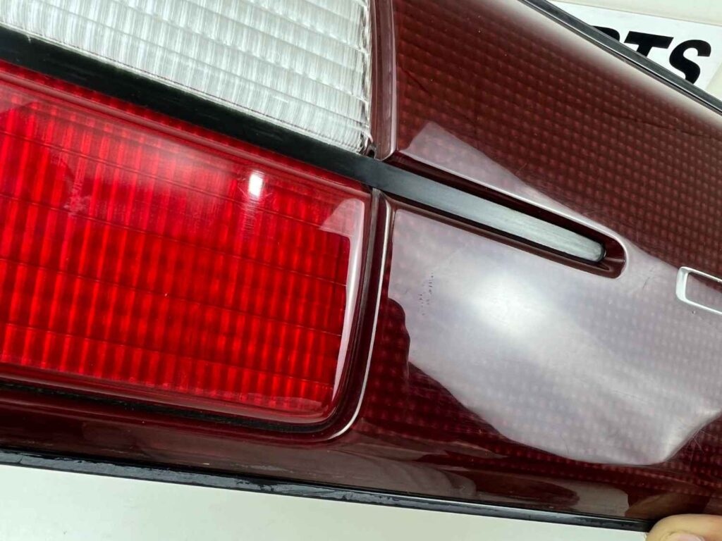 OEM Toyota Corolla AE100 AE101 Rear Trunk Lid Garnish Panel (1993–1997) – Mint Condition (8)