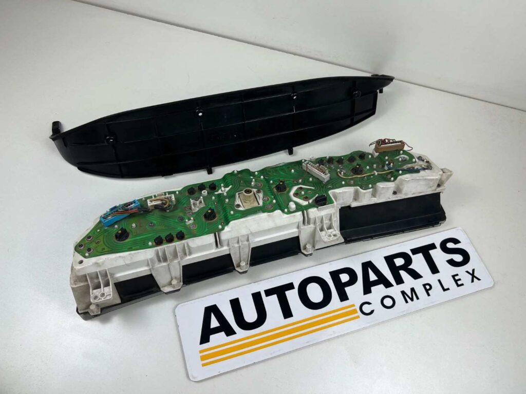 Rare JDM Toyota Corolla AE90 AE91 AE92 GT OEM Long Gauge Cluster Speedometer (9)