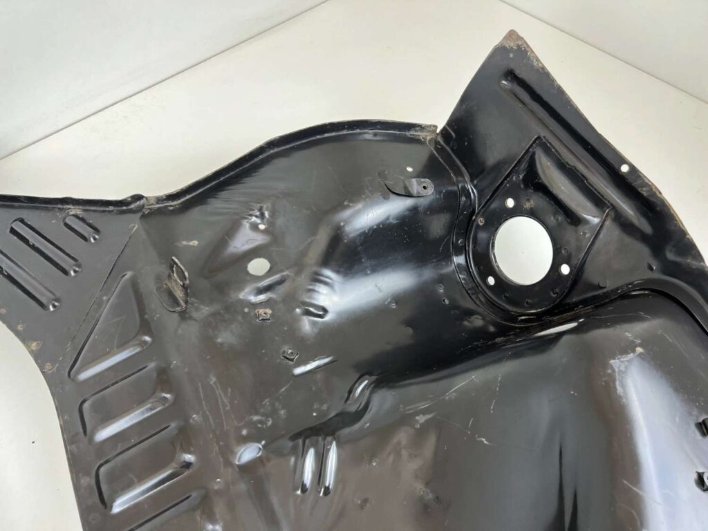 Starlet KP60 kp61 Front fender inner aprons OEM new (1)