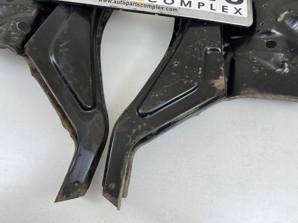 Starlet KP60 kp61 Front fender inner aprons OEM new (15)
