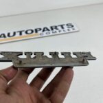 TOYOTA HILUX DELUXE RN20 RN25 Side Fender BADGE OEM (1)