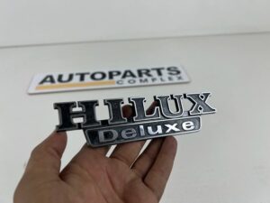 TOYOTA HILUX DELUXE RN20 RN25 Side Fender BADGE OEM (2)