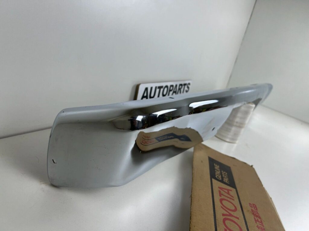 Toyota Carina 1973 1974 1975 1976 1977 OEM rear bumper (11)