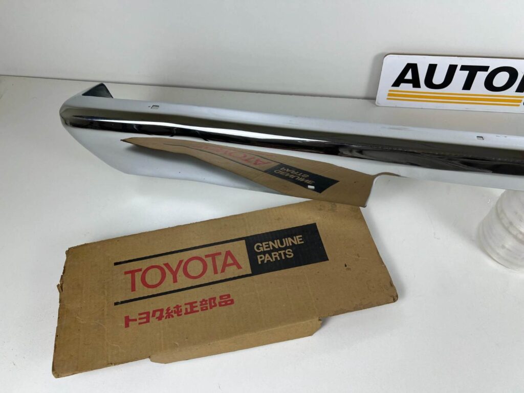 Toyota Carina 1973 1974 1975 1976 1977 OEM rear bumper (6)
