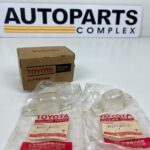 Toyota Hilux rn30 rn40 rn43 license plate light lenses NOS OEM pair (1)