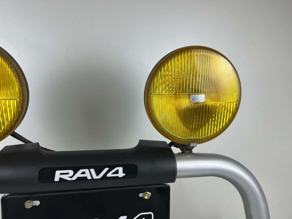 Toyota RAV4 1996 - 2000 Front Nudge Bar Bull Bar 52410-42020 w Yellow Fog Lights (3)