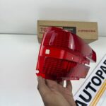 Toyota corona RT80 1971 tail light lens NOS OEM Left side (3)