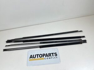 Window chrome weatherstrips JDM corolla 4-Door ke70 te72 (1)