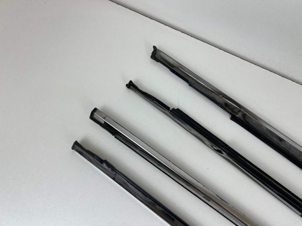 Window chrome weatherstrips JDM corolla 4-Door ke70 te72 (6)