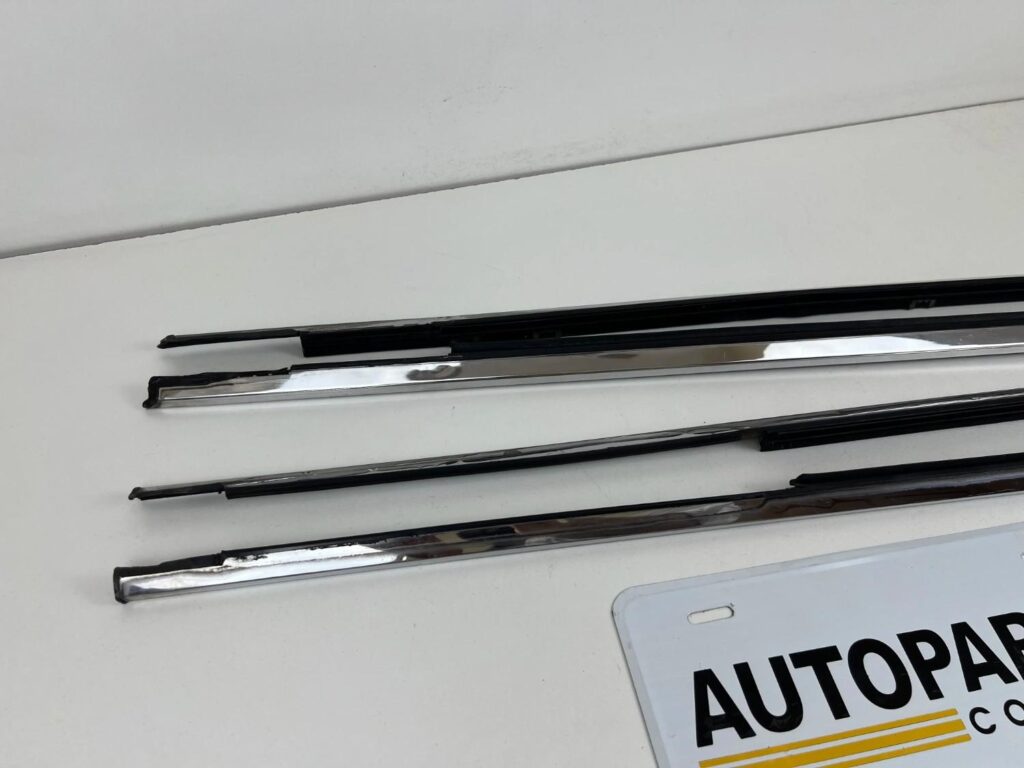Window chrome weatherstrips JDM corolla 4-Door ke70 te72 (8)