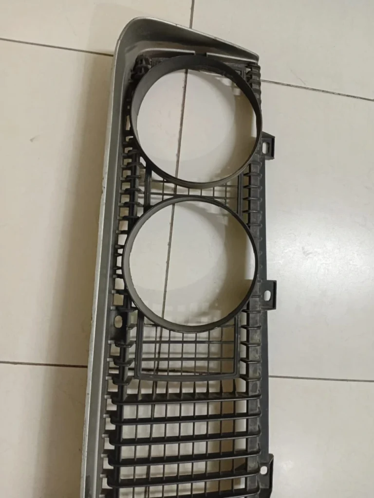 1969 corona Mark ii grille (5)