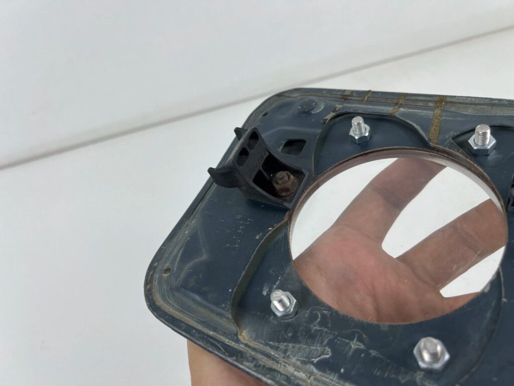1993 - 1997 Ae101 Ae100 Corolla JDM style modified fuel filler door (7)