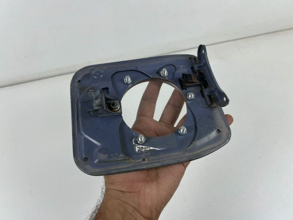 Ae101 Ae100 1993 - 1997 Corolla JDM style modified fuel filler door for sedanwagon (7)