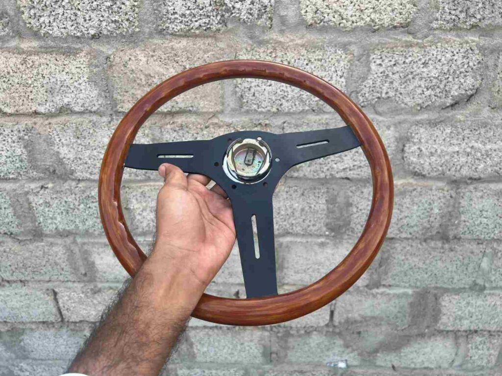 Authentic Vintage Nardi Classic Mahogany Wood Steering Wheel – Black Spokes (11)