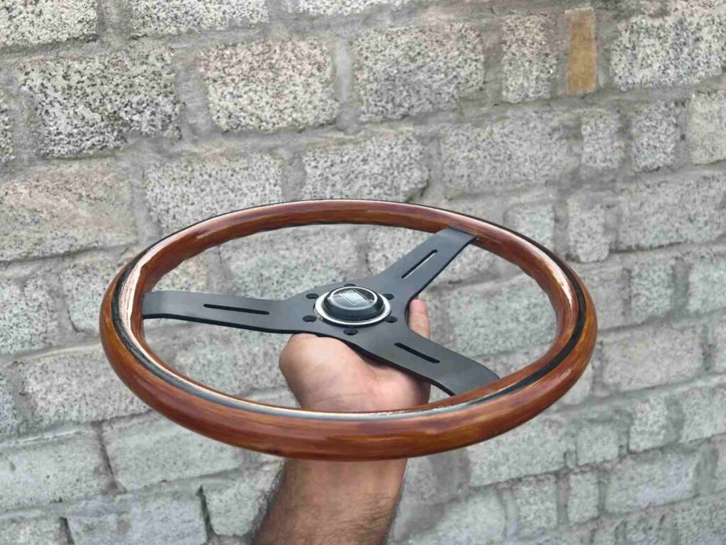 Authentic Vintage Nardi Classic Mahogany Wood Steering Wheel – Black Spokes (6)