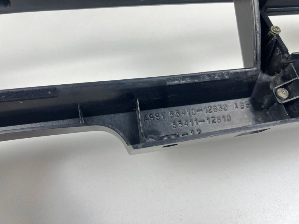 Corolla 1982 1983 RHD dash cluster surround garnish panel (8)