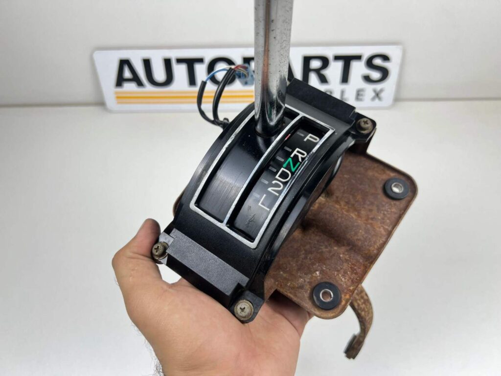 Hilux pickup 1984 - 1988 RHD auto shifter lever (12)