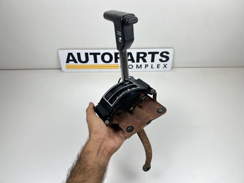 Hilux pickup 1984 - 1988 RHD auto shifter lever (13)