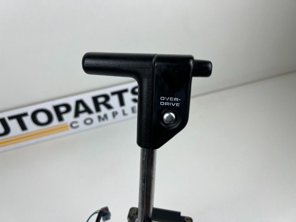 Hilux pickup 1984 - 1988 RHD auto shifter lever (3)