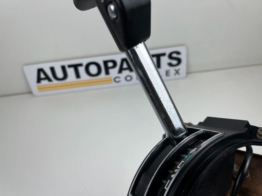 Hilux pickup 1984 - 1988 RHD auto shifter lever (6)