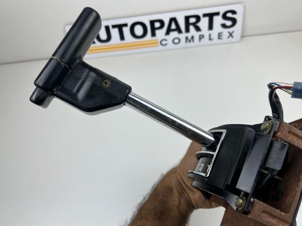 Hilux pickup 1984 - 1988 RHD auto shifter lever (7)