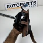 Hilux pickup 1984 - 1988 RHD auto shifter lever (8)