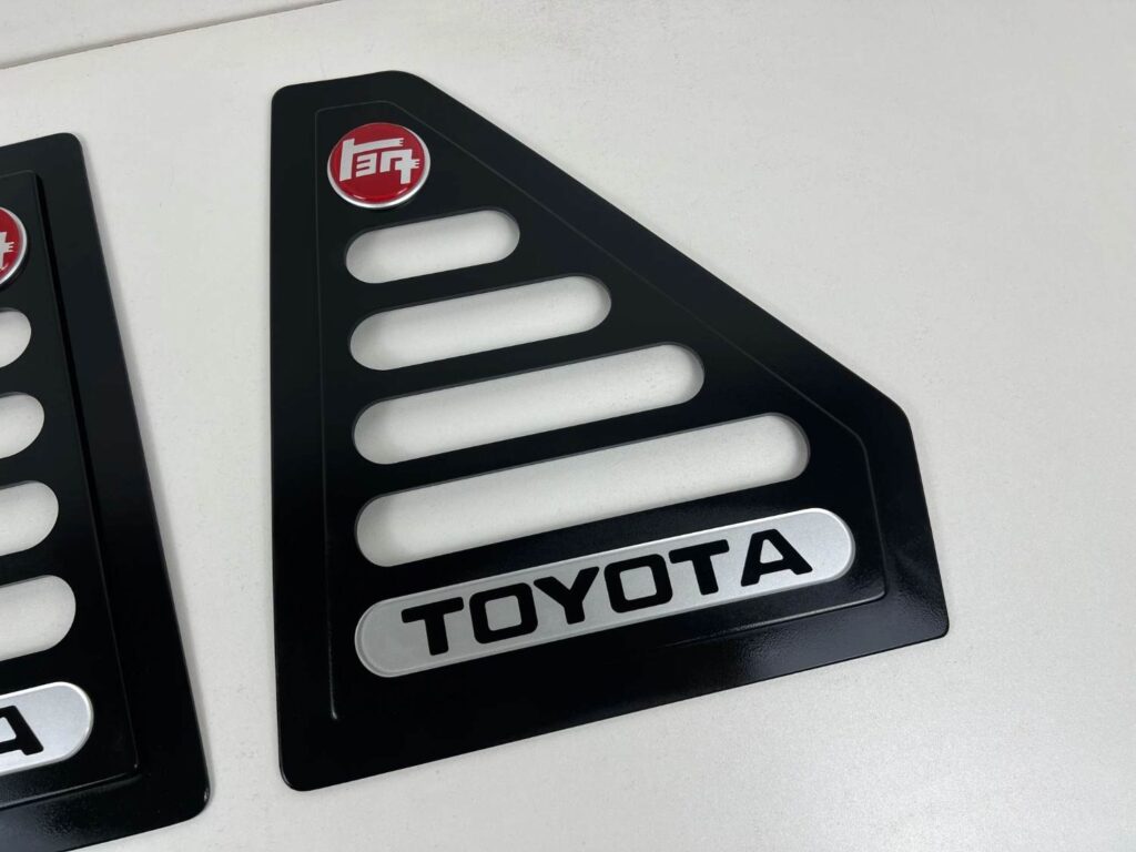 Ke70 corolla quarter window louvers (4)