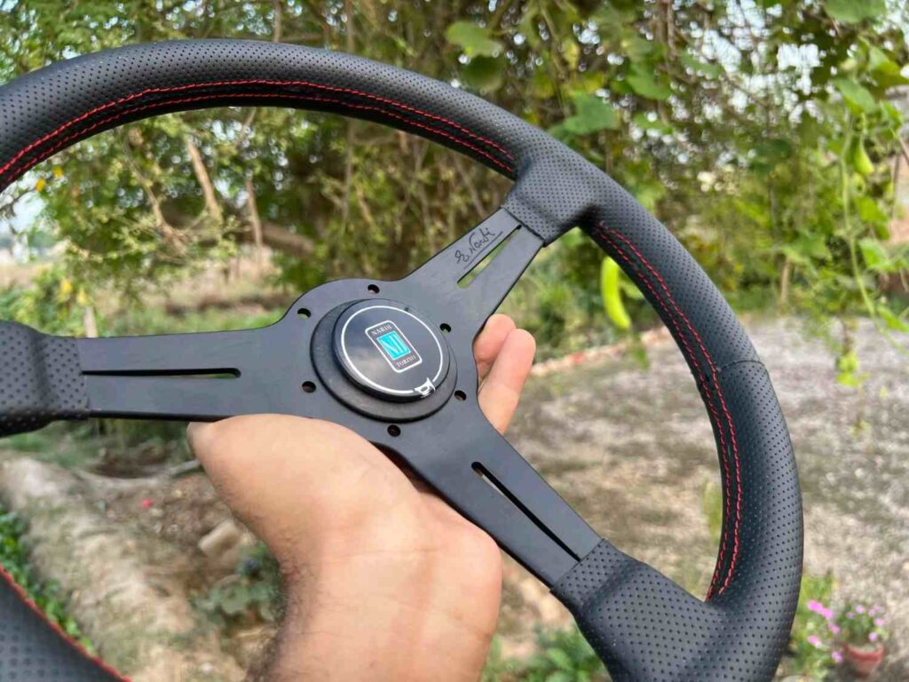 Nardi 360mm Re-leather stitched all black with red stitch thread (4)