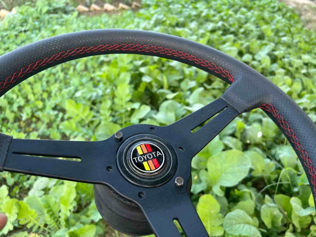 Nardi all black 360mm for Toyota Ae86, ke70, Gx71, Kp60 and more (2)
