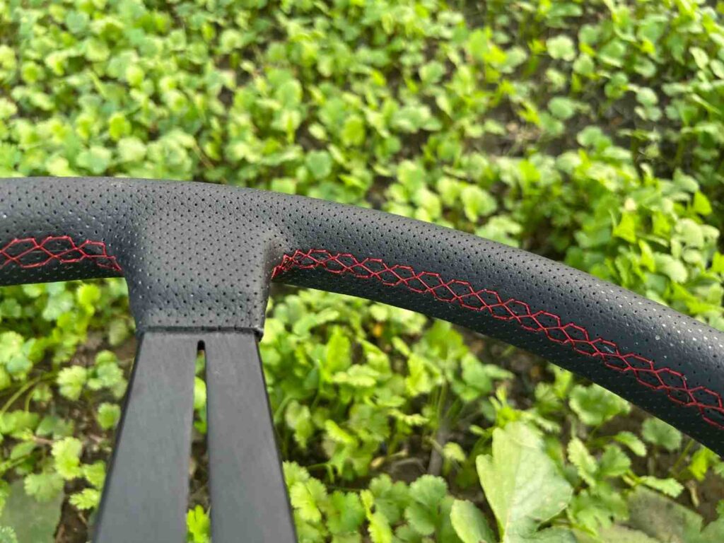Nardi all black 360mm for Toyota Ae86, ke70, Gx71, Kp60 and more (9)