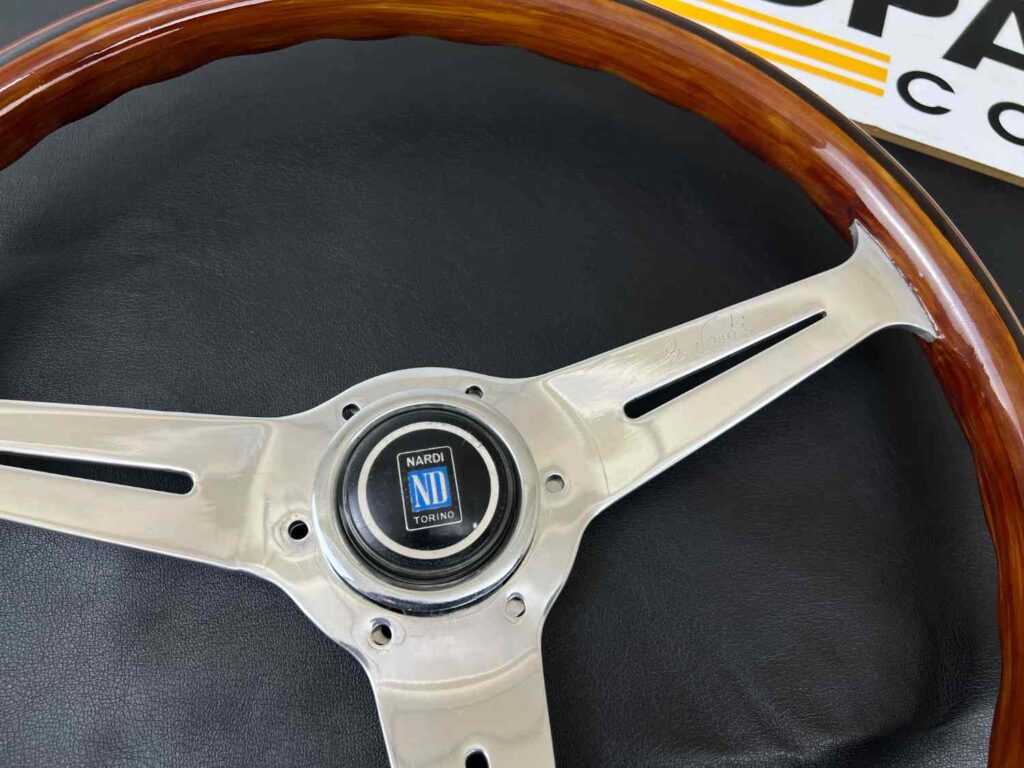 Nardi classic wooden 365mm with nardi torino horn button (3)