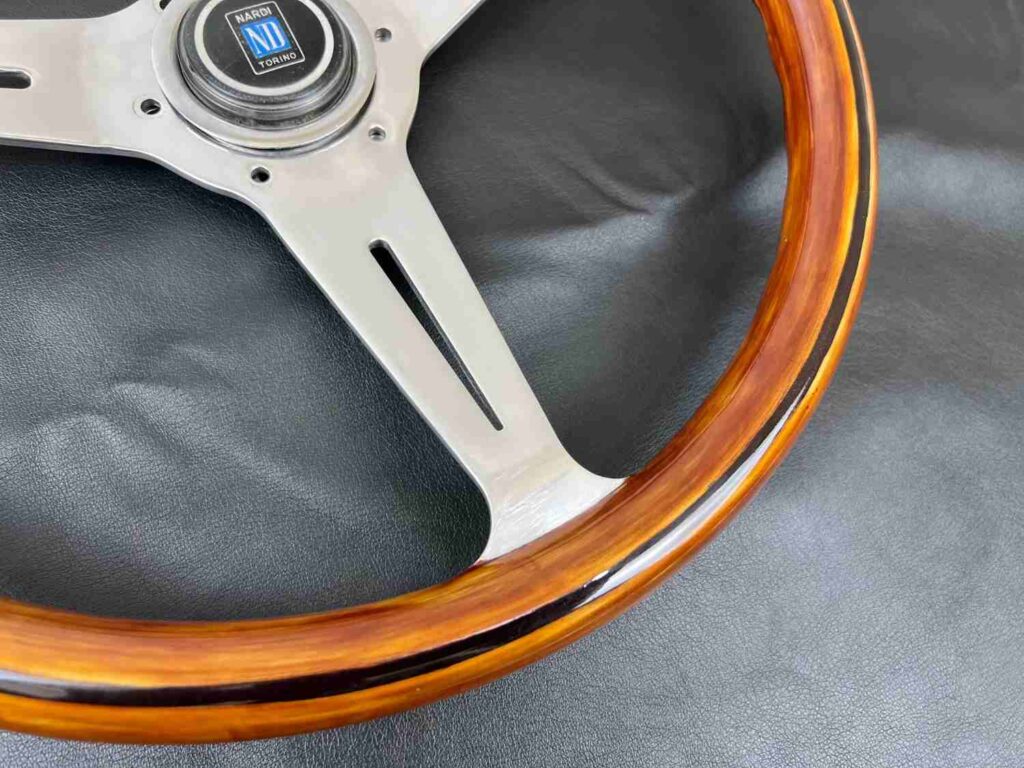 Nardi classic wooden 365mm with nardi torino horn button (5)