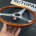 Nardi classic wooden 365mm with red Toyota horn button (5)