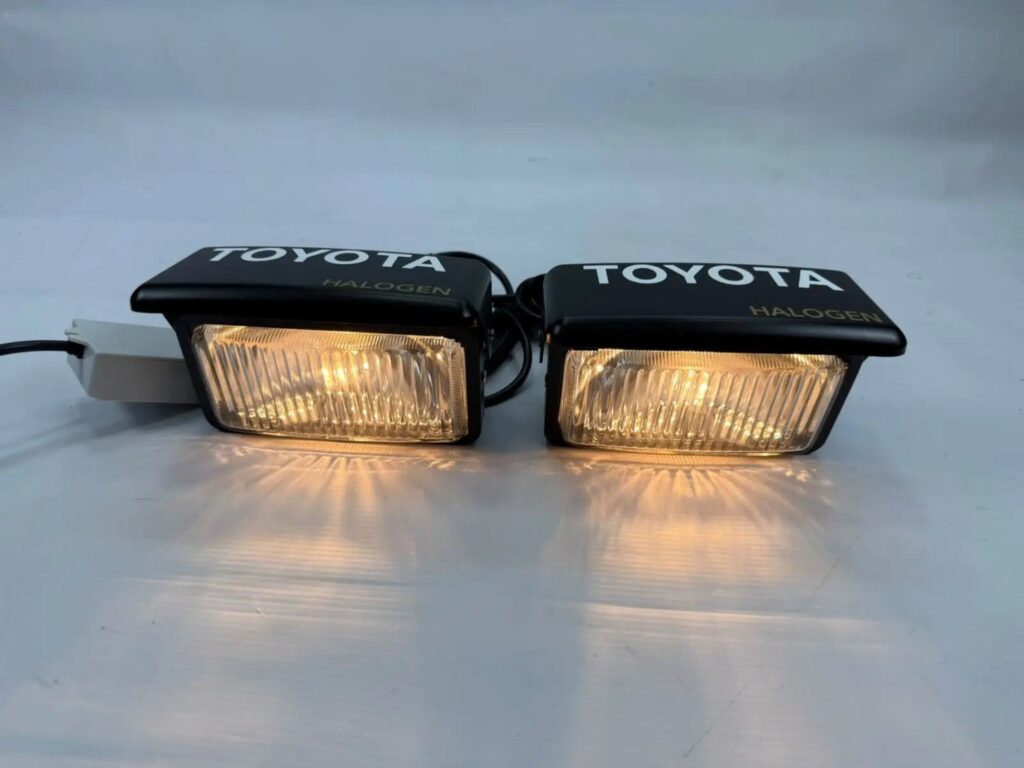 New Auto Cover Retractable fog lamps for Toyota AE86 AE82 GT AW11 ke70 (7)